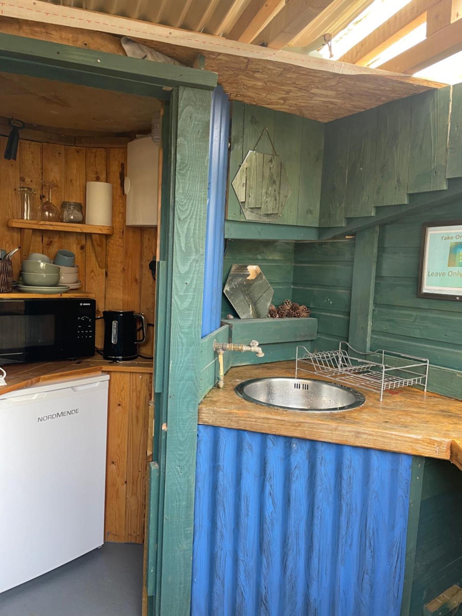 Glamping In The 2Nd Field Ξενοδοχείο Aughrim Εξωτερικό φωτογραφία